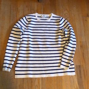 Vineyard Vines stripe sweater girls or women